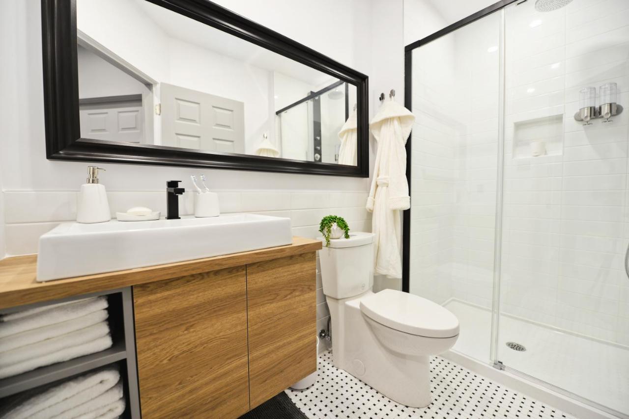Stanley Court Apartments By Simplissimmo Montreal Bagian luar foto