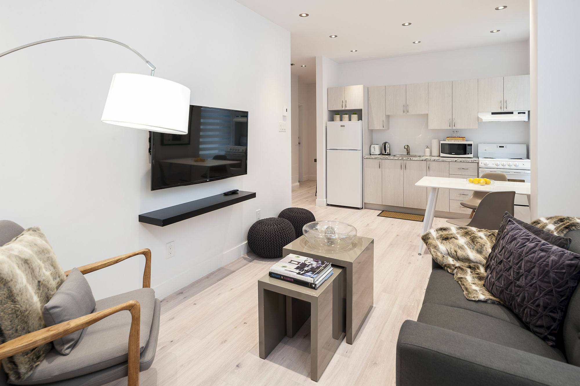 Stanley Court Apartments By Simplissimmo Montreal Bagian luar foto